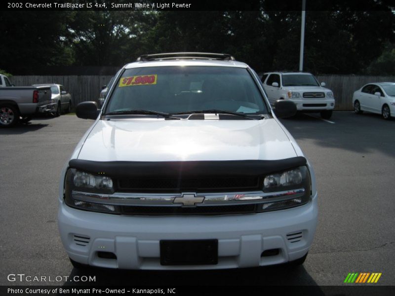 Summit White / Light Pewter 2002 Chevrolet TrailBlazer LS 4x4