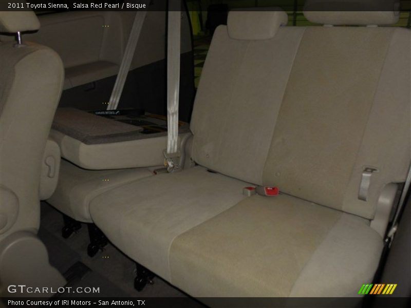 Salsa Red Pearl / Bisque 2011 Toyota Sienna