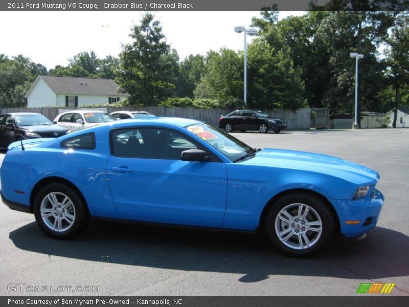 Grabber Blue / Charcoal Black 2011 Ford Mustang V6 Coupe
