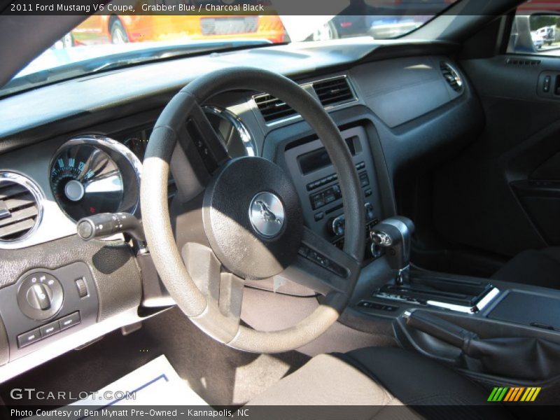 Grabber Blue / Charcoal Black 2011 Ford Mustang V6 Coupe