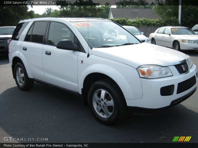 Polar White / Tan 2006 Saturn VUE