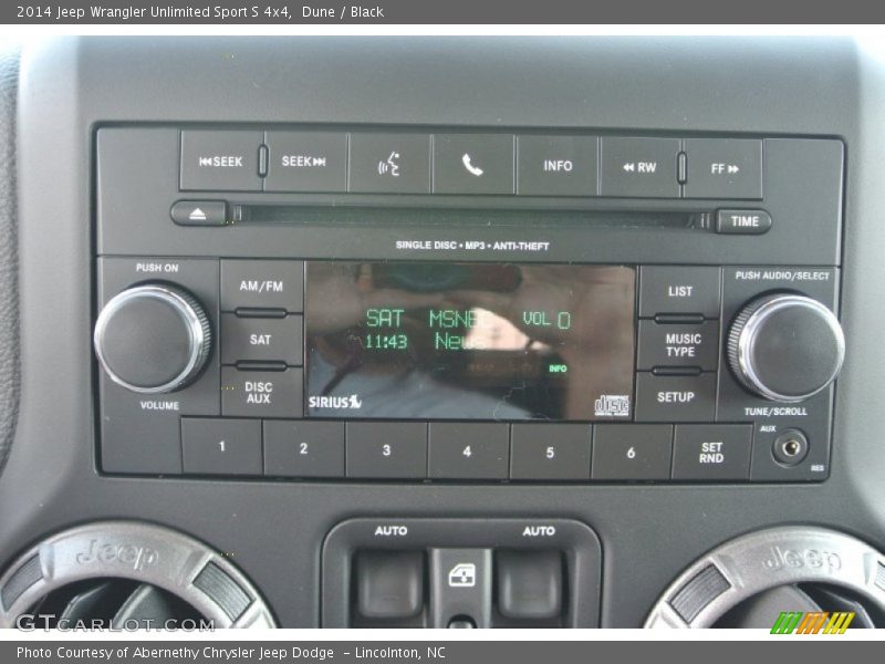 Audio System of 2014 Wrangler Unlimited Sport S 4x4