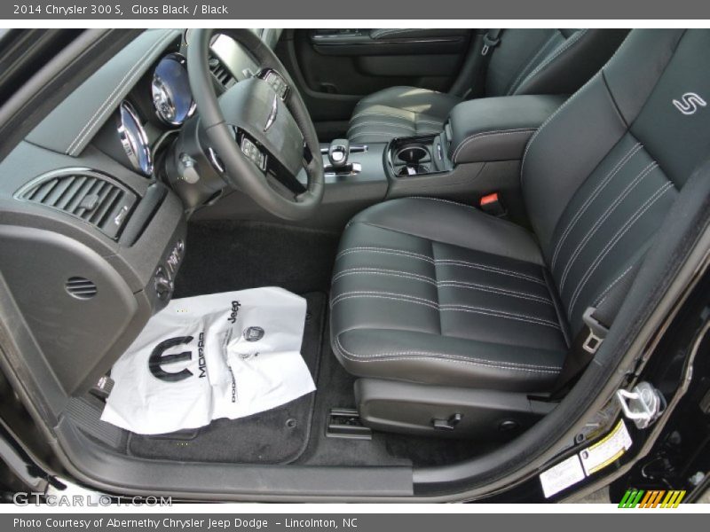 Gloss Black / Black 2014 Chrysler 300 S