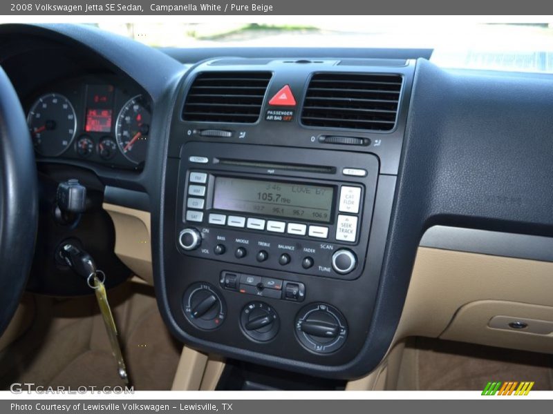 Campanella White / Pure Beige 2008 Volkswagen Jetta SE Sedan