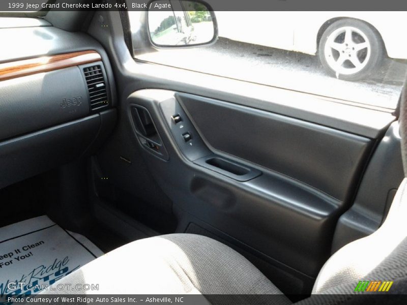 Black / Agate 1999 Jeep Grand Cherokee Laredo 4x4