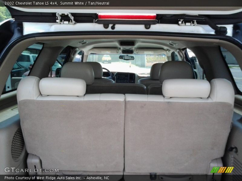 Summit White / Tan/Neutral 2002 Chevrolet Tahoe LS 4x4