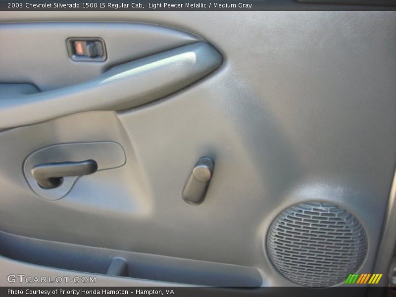 Light Pewter Metallic / Medium Gray 2003 Chevrolet Silverado 1500 LS Regular Cab