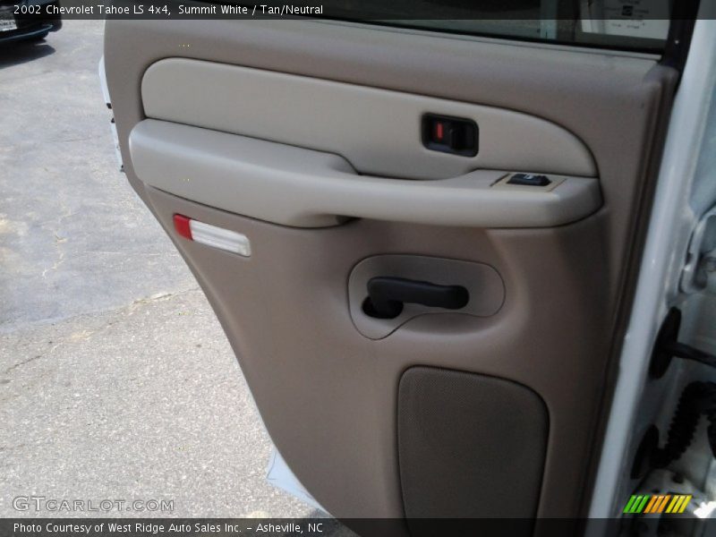 Summit White / Tan/Neutral 2002 Chevrolet Tahoe LS 4x4