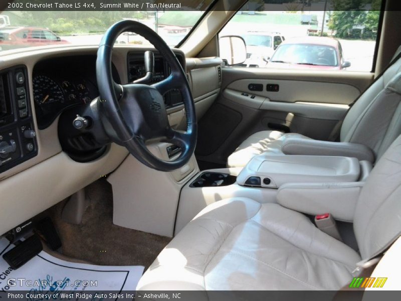 Summit White / Tan/Neutral 2002 Chevrolet Tahoe LS 4x4