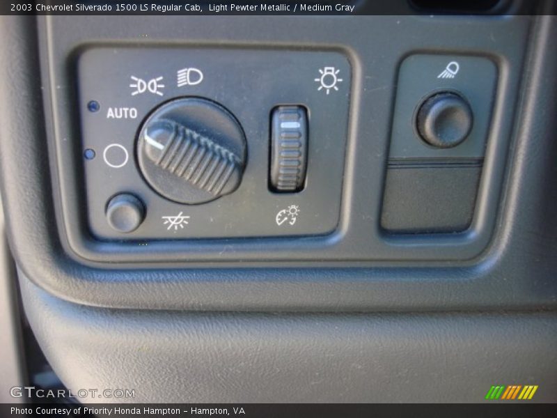 Light Pewter Metallic / Medium Gray 2003 Chevrolet Silverado 1500 LS Regular Cab