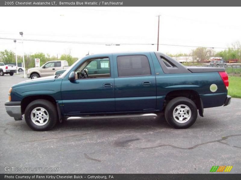 Bermuda Blue Metallic / Tan/Neutral 2005 Chevrolet Avalanche LT
