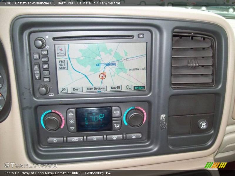 Bermuda Blue Metallic / Tan/Neutral 2005 Chevrolet Avalanche LT