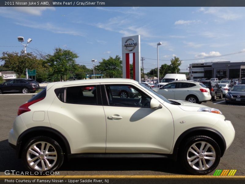  2011 Juke S AWD White Pearl