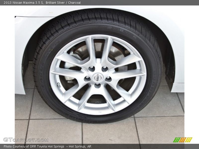 Brilliant Silver / Charcoal 2013 Nissan Maxima 3.5 S