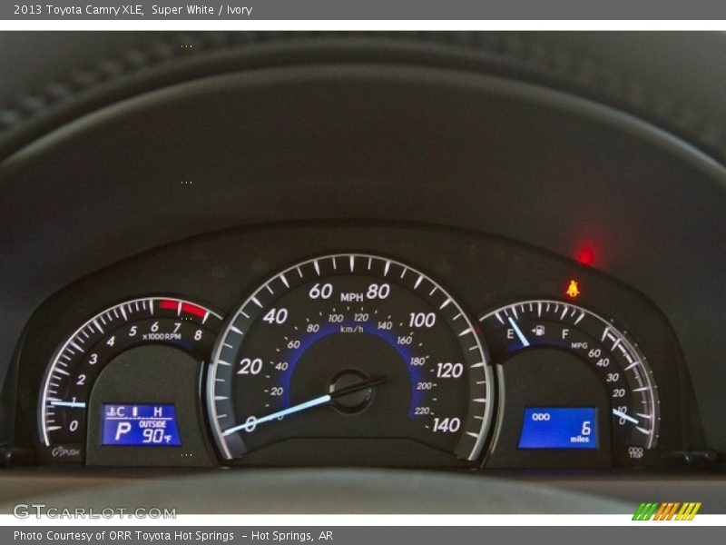 Super White / Ivory 2013 Toyota Camry XLE