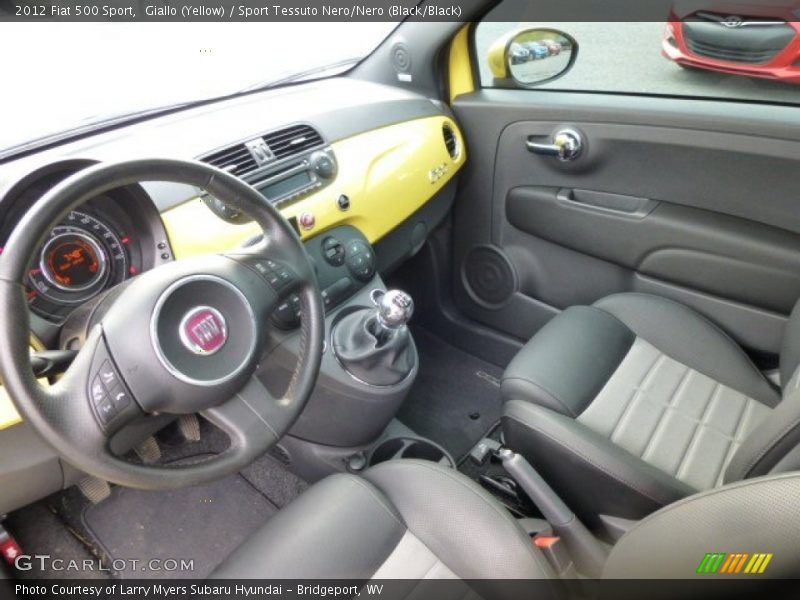 Giallo (Yellow) / Sport Tessuto Nero/Nero (Black/Black) 2012 Fiat 500 Sport