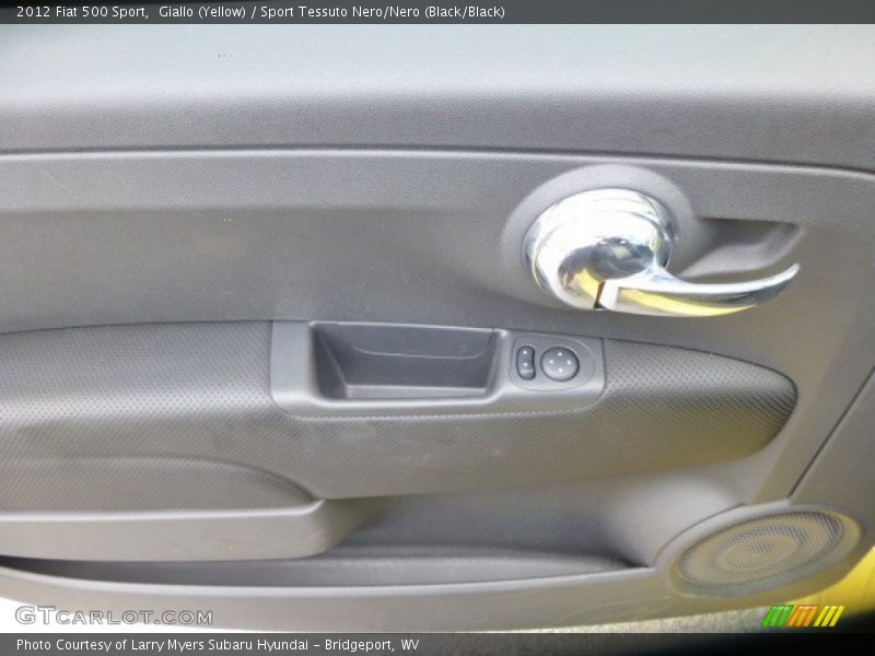 Giallo (Yellow) / Sport Tessuto Nero/Nero (Black/Black) 2012 Fiat 500 Sport