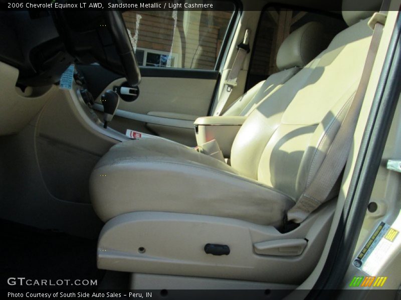 Sandstone Metallic / Light Cashmere 2006 Chevrolet Equinox LT AWD