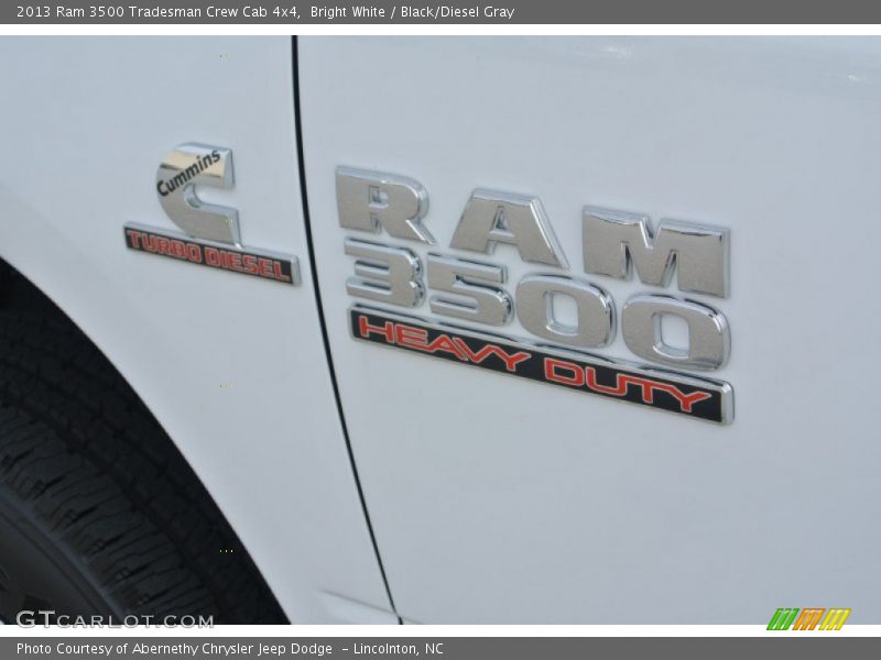 Bright White / Black/Diesel Gray 2013 Ram 3500 Tradesman Crew Cab 4x4