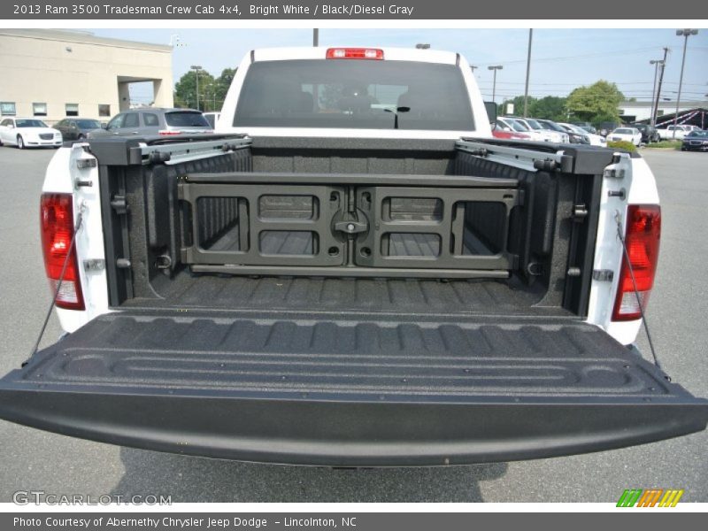 Bright White / Black/Diesel Gray 2013 Ram 3500 Tradesman Crew Cab 4x4