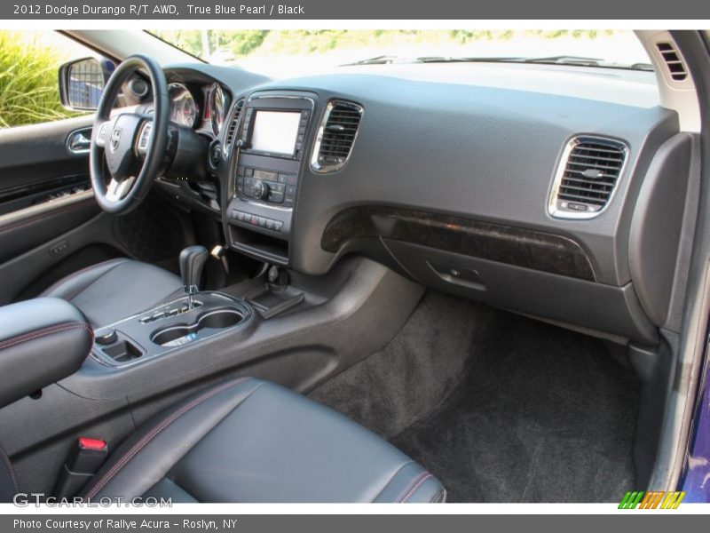 Dashboard of 2012 Durango R/T AWD