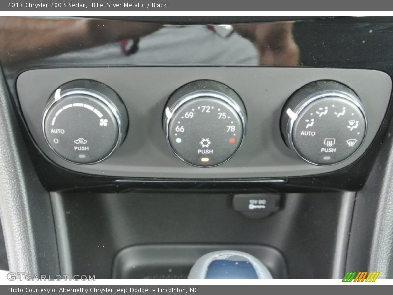 Billet Silver Metallic / Black 2013 Chrysler 200 S Sedan