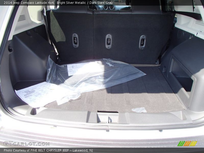 Bright Silver Metallic / Dark Slate Gray 2014 Jeep Compass Latitude 4x4