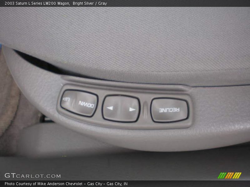 Controls of 2003 L Series LW200 Wagon