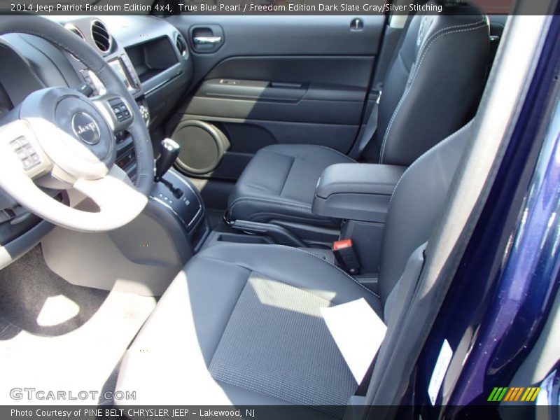 Front Seat of 2014 Patriot Freedom Edition 4x4