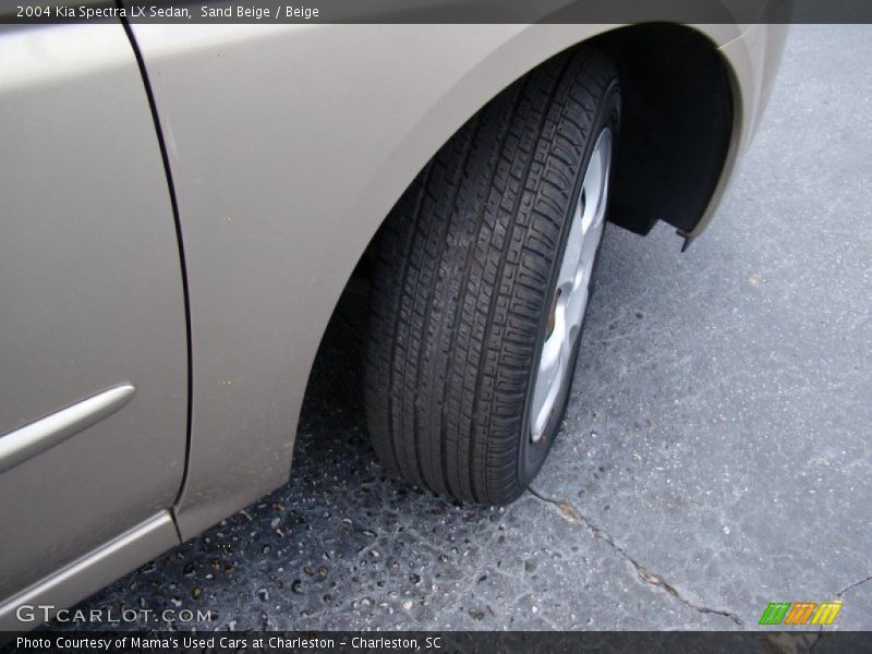 Sand Beige / Beige 2004 Kia Spectra LX Sedan