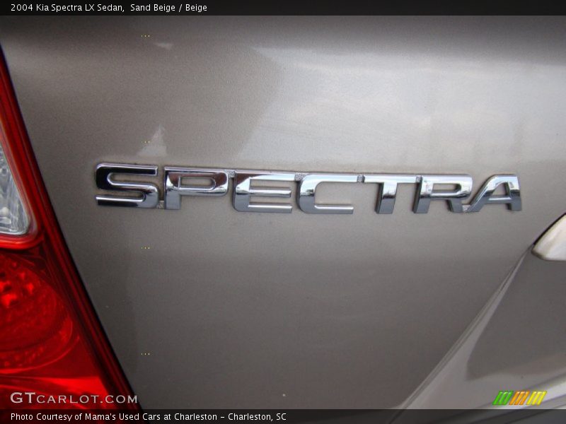 Sand Beige / Beige 2004 Kia Spectra LX Sedan