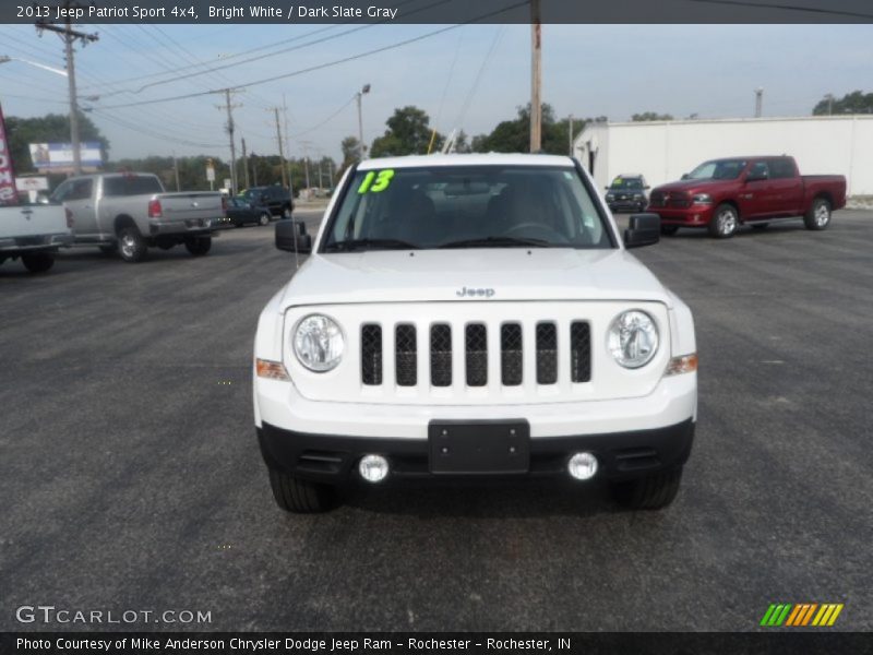 Bright White / Dark Slate Gray 2013 Jeep Patriot Sport 4x4
