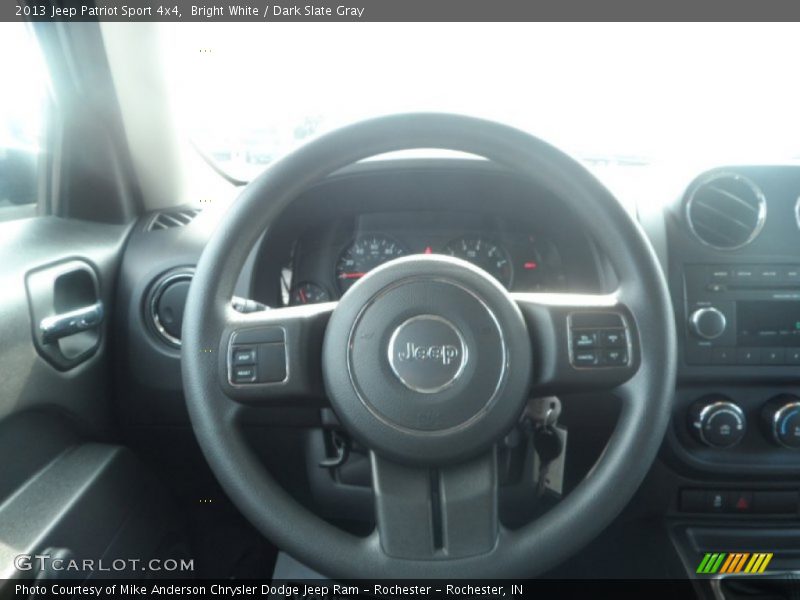 Bright White / Dark Slate Gray 2013 Jeep Patriot Sport 4x4