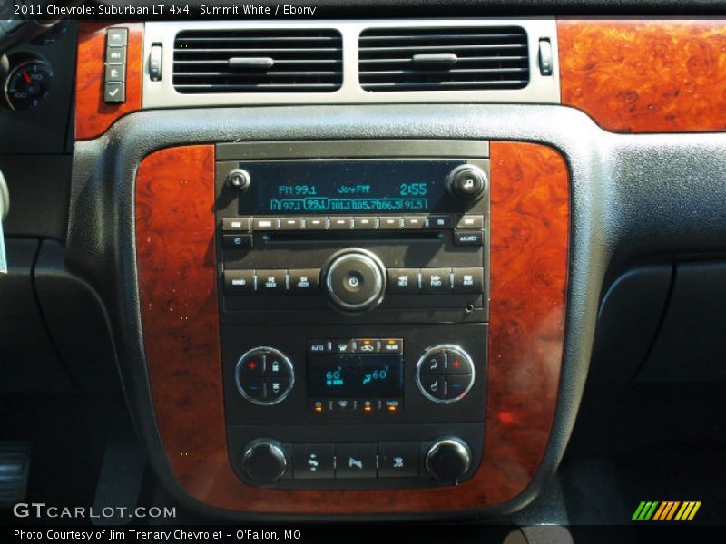 Summit White / Ebony 2011 Chevrolet Suburban LT 4x4