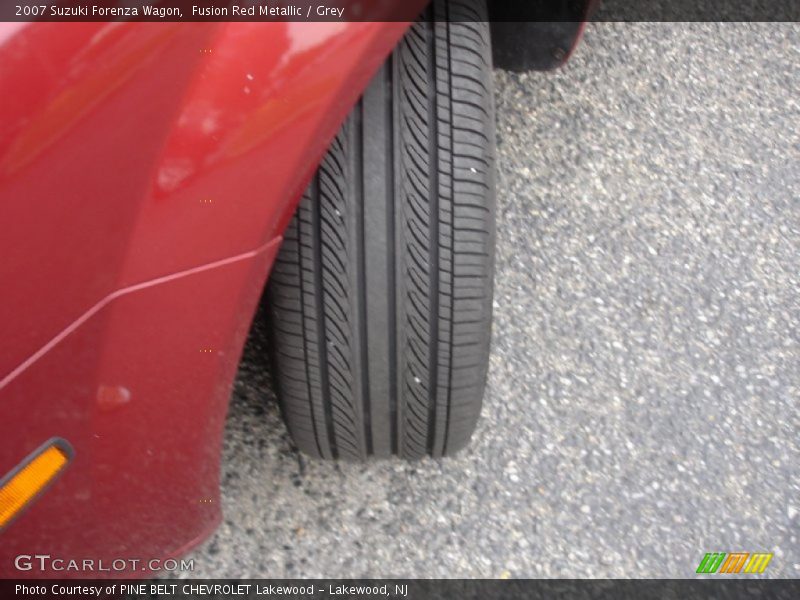 Fusion Red Metallic / Grey 2007 Suzuki Forenza Wagon