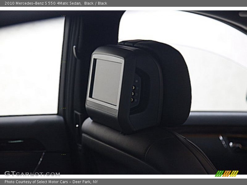 Black / Black 2010 Mercedes-Benz S 550 4Matic Sedan
