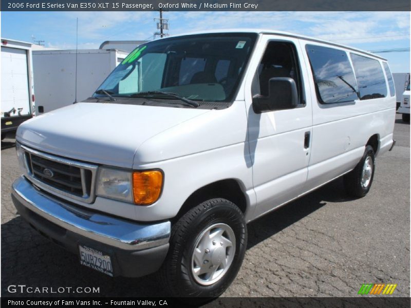 Oxford White / Medium Flint Grey 2006 Ford E Series Van E350 XLT 15 Passenger