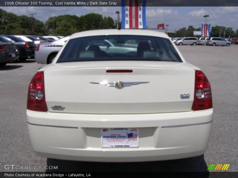 Cool Vanilla White / Dark Slate Gray 2008 Chrysler 300 Touring