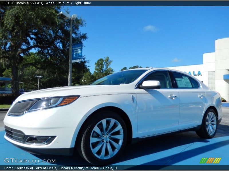 White Platinum / Light Dune 2013 Lincoln MKS FWD