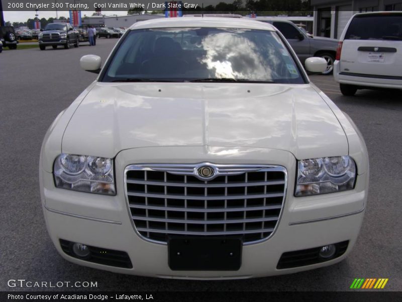 Cool Vanilla White / Dark Slate Gray 2008 Chrysler 300 Touring