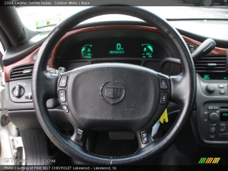 Cotillion White / Black 2004 Cadillac DeVille Sedan