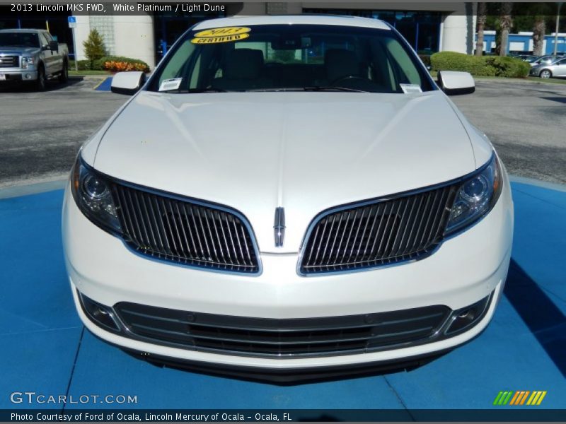 White Platinum / Light Dune 2013 Lincoln MKS FWD
