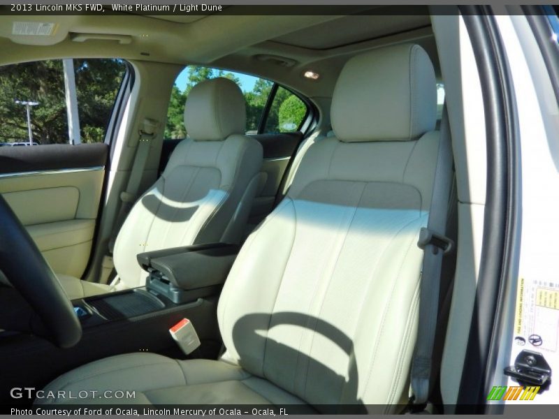 White Platinum / Light Dune 2013 Lincoln MKS FWD
