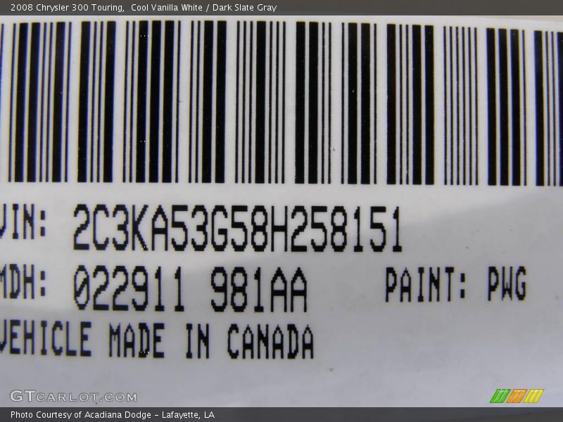 Cool Vanilla White / Dark Slate Gray 2008 Chrysler 300 Touring