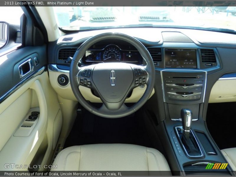 White Platinum / Light Dune 2013 Lincoln MKS FWD