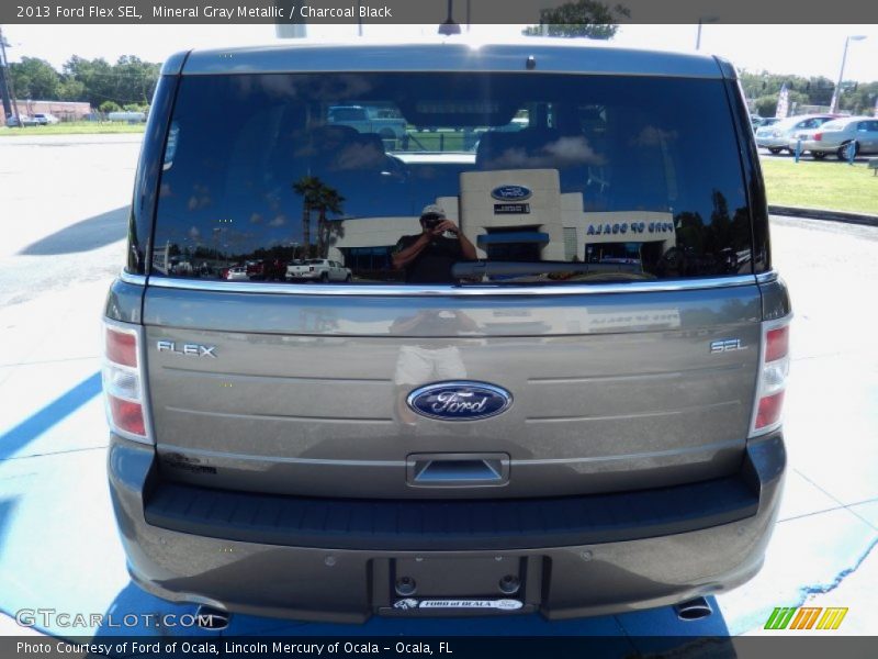 Mineral Gray Metallic / Charcoal Black 2013 Ford Flex SEL
