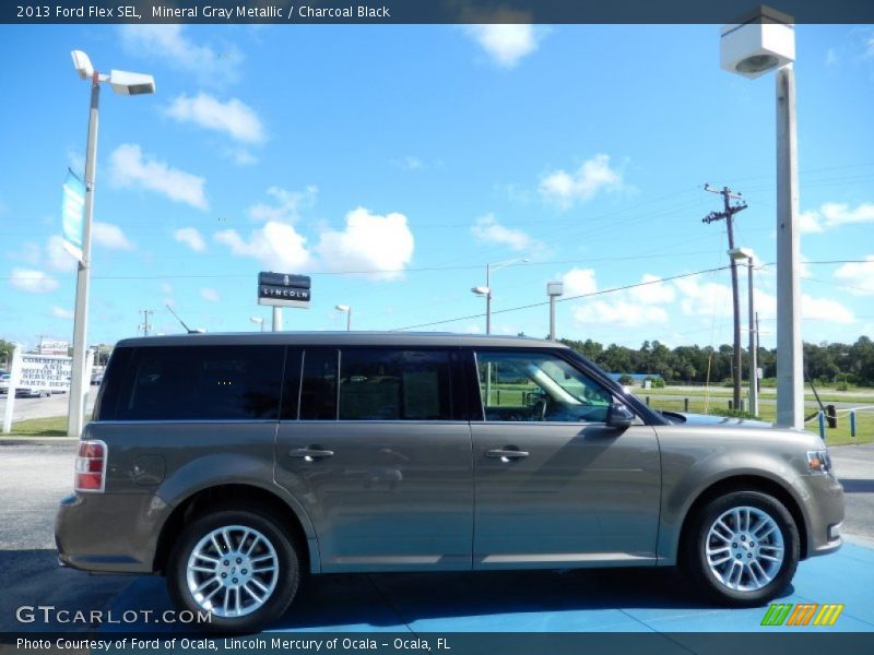 Mineral Gray Metallic / Charcoal Black 2013 Ford Flex SEL