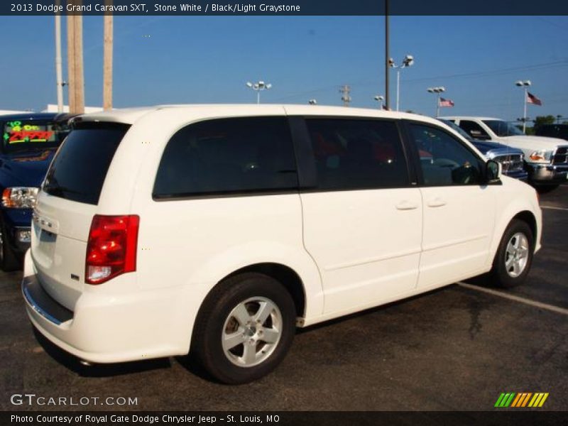 Stone White / Black/Light Graystone 2013 Dodge Grand Caravan SXT