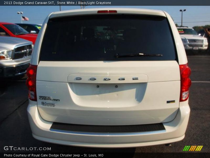 Stone White / Black/Light Graystone 2013 Dodge Grand Caravan SXT