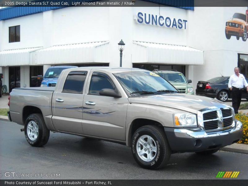 Light Almond Pearl Metallic / Khaki 2005 Dodge Dakota SLT Quad Cab